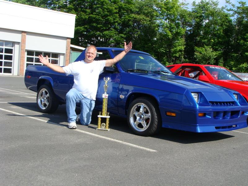 Bil Baker at the 2009 Papas Dodge Auto Show